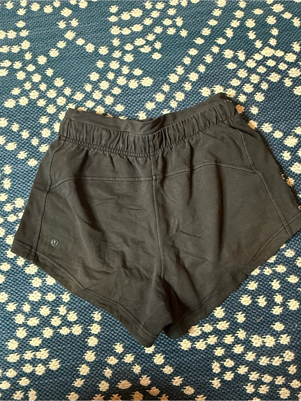 Lululemon Inner Glow High-Rise Short 3"